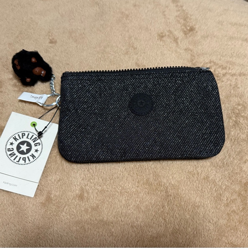 NWT Kipling lightweight makeup pouch.